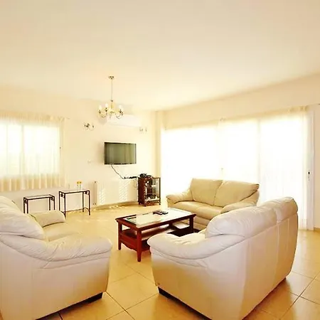 Daphne 4 Bedroom With Large Private Pool Villa Protaras